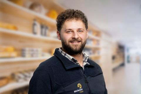 Drilon Dakaj, Auslieferfahrer und Spezialitätenberater