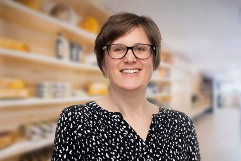 Annemarie Mesmer, Sachbearbeiterin Verkaufsinnendienst